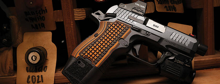 Kimber CDS9 Micro DS 1911 compact metal handgun with optics-ready slide and 15-round magazine.